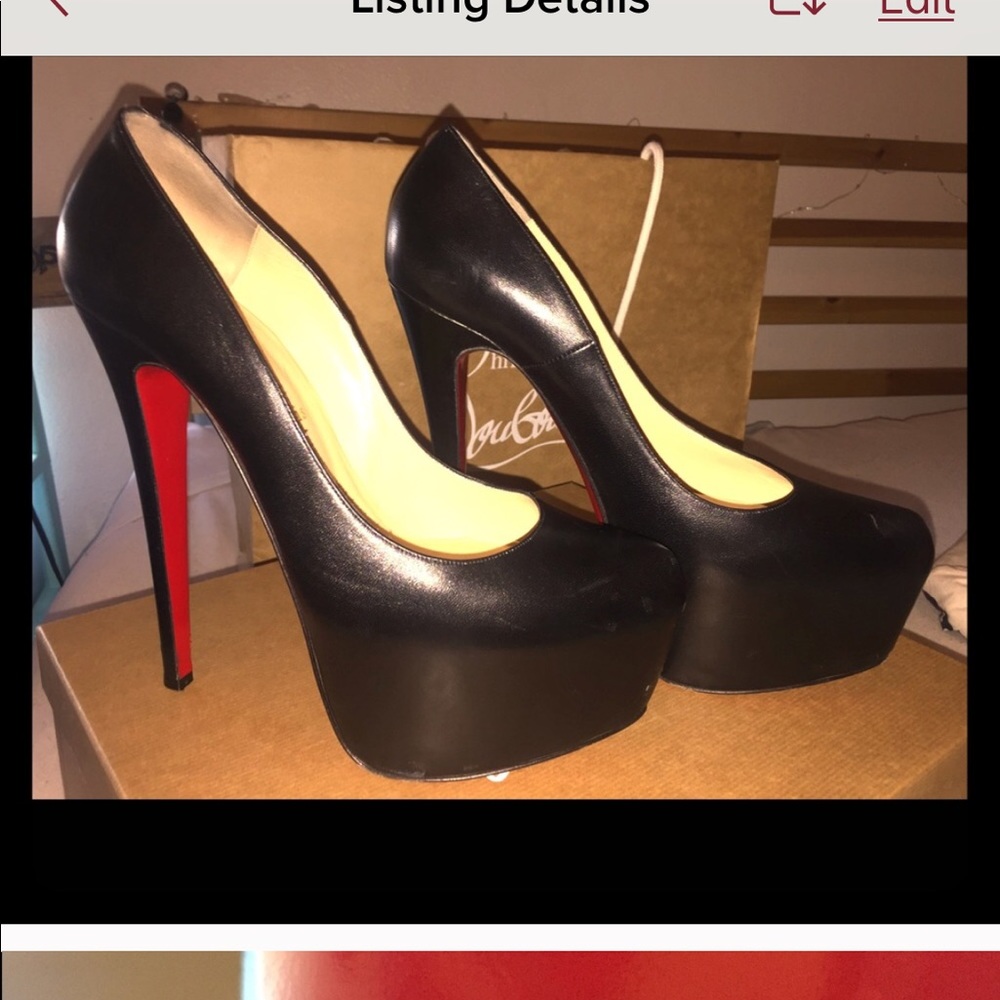 Authentic Christian Louboutin Daffodile 160